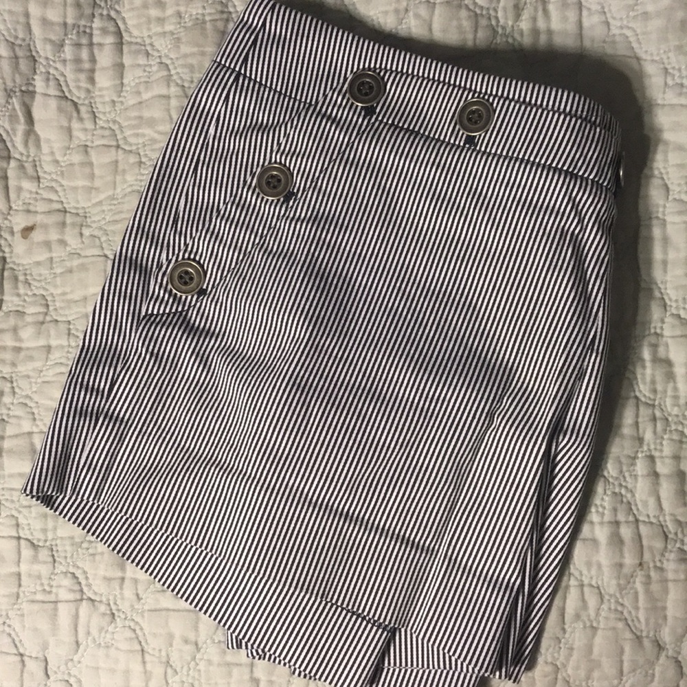 Club Monaco black & white striped mini shorts